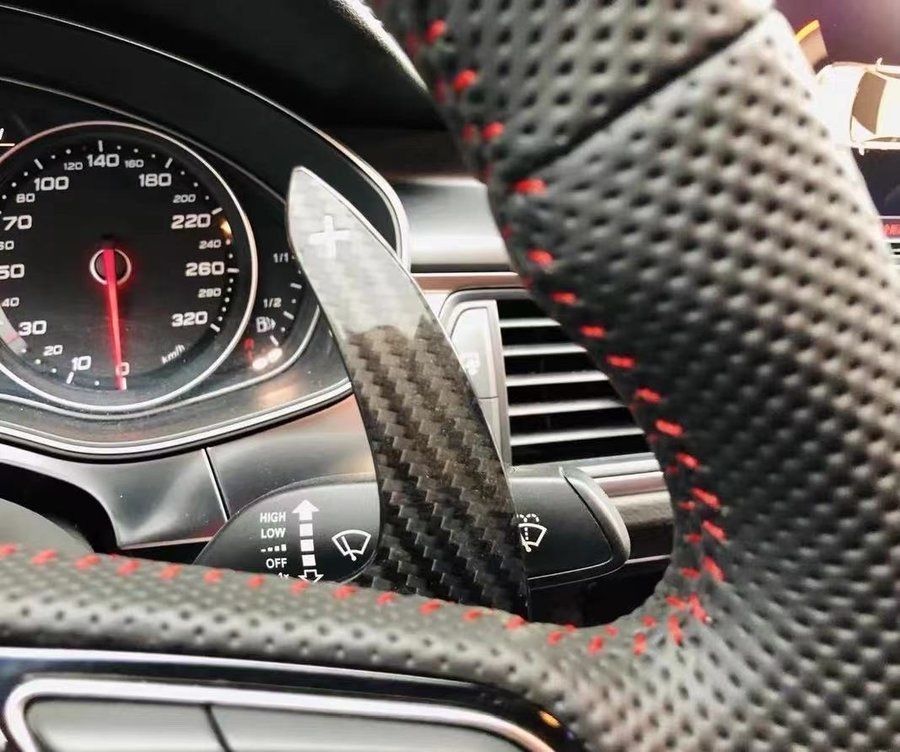 Tutti pezzi di ricambio auto: Audi B8.5/B9 Carbon Schaltwippen – Nuovo e nell'imballaggio originale da Volketswil venduto da Willis_Autoteile 2