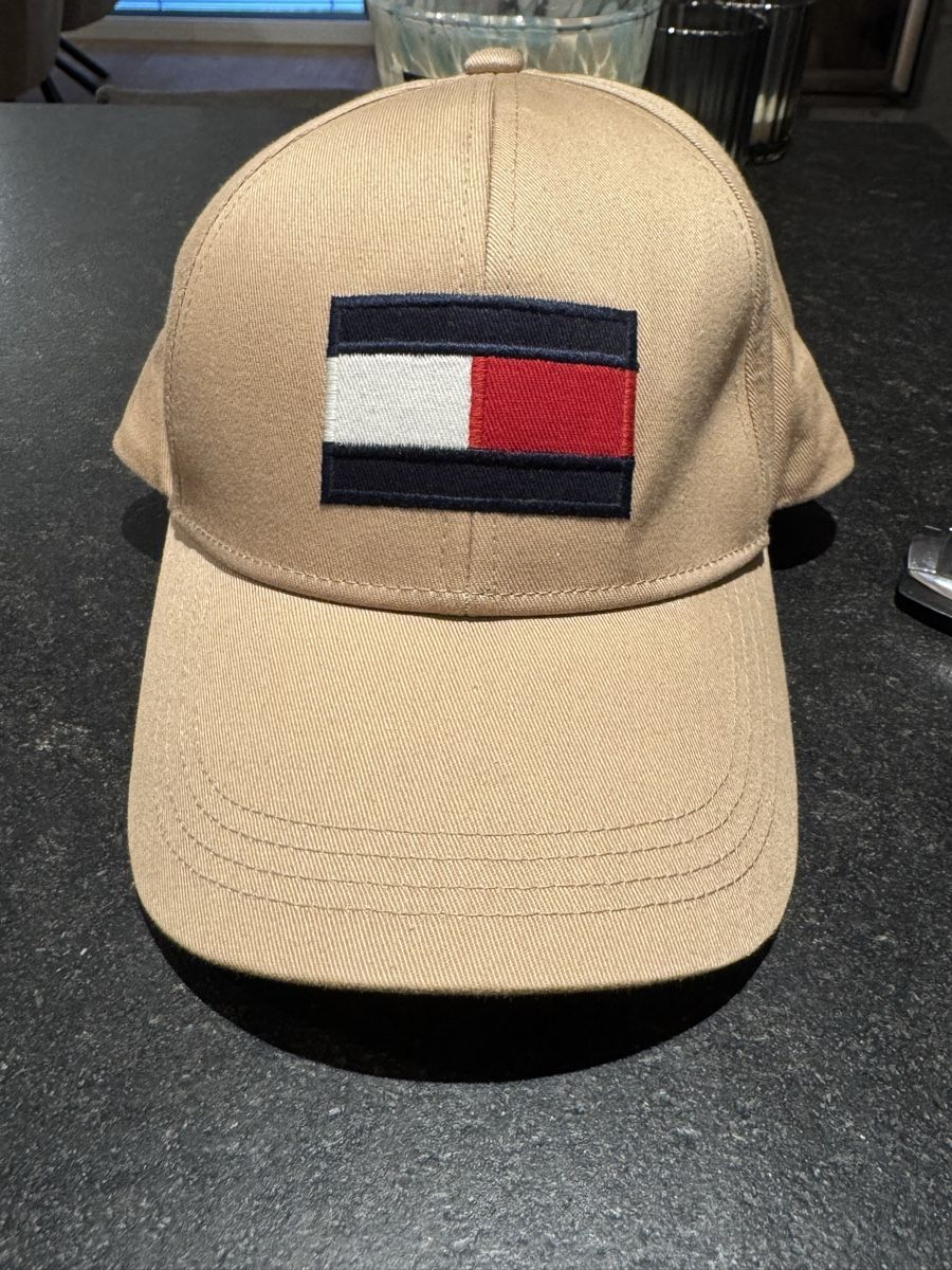 Tommy Hilfiger Copricapi, berretti & cappellini: Tommy Hilfiger Unisex Cap – Nuovo (secondo la descrizione) da Balgach venduto da fad_jb55