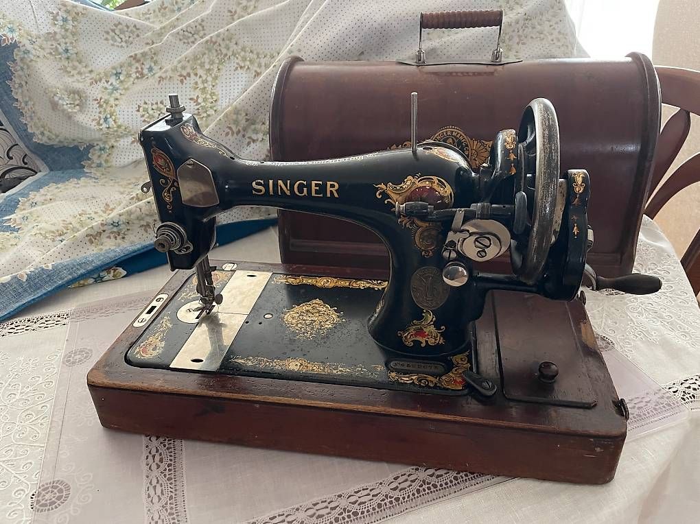 Macchine da cucire: Machine à coudre Singer peu commune de 1913 – Usato da Ecublens VD venduto da r0c_872m