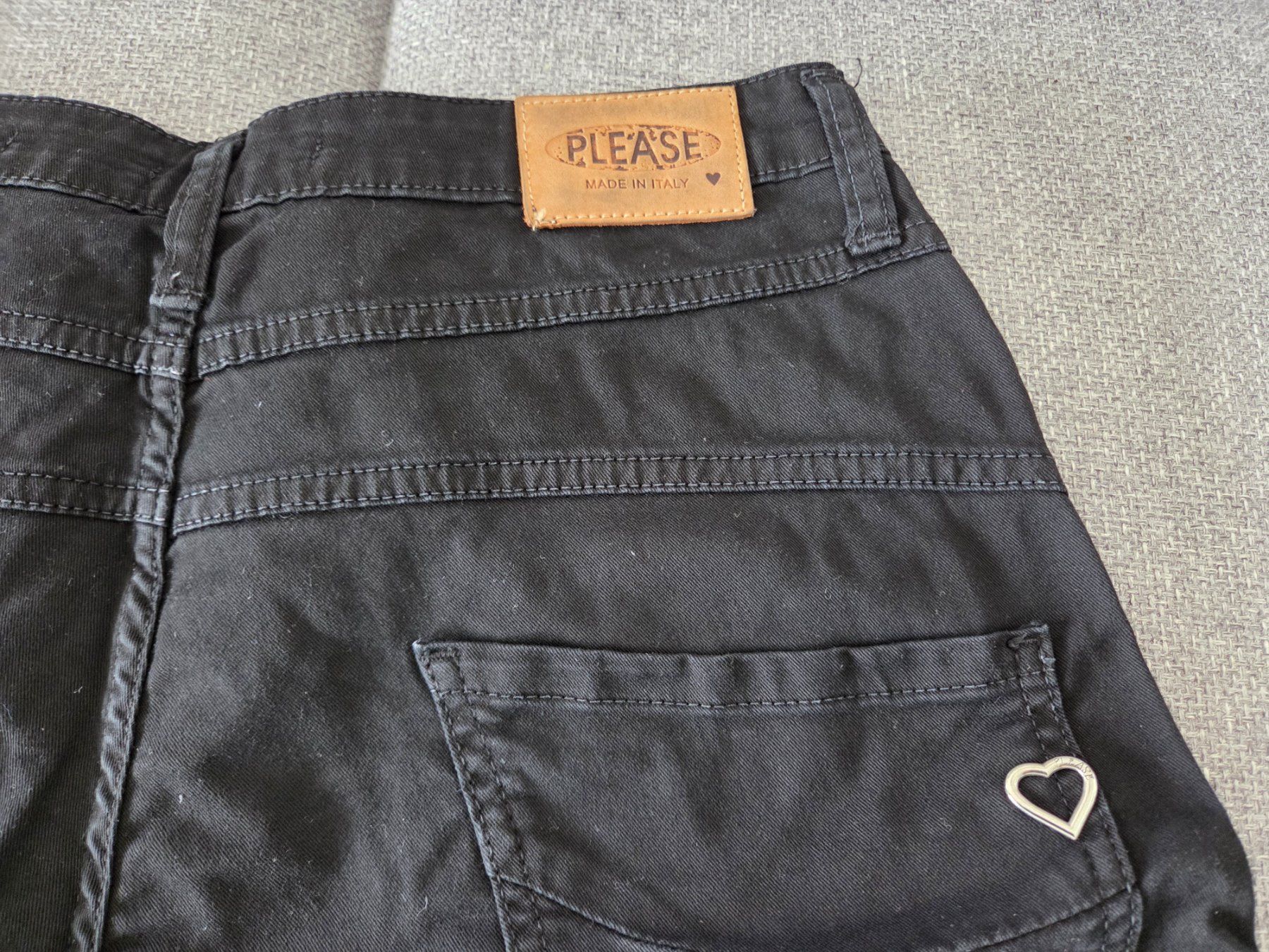 Please Jeans Jeans: Short Jeans Please M black – Gebraucht aus Villars-sur-Glane von Bolinot 3