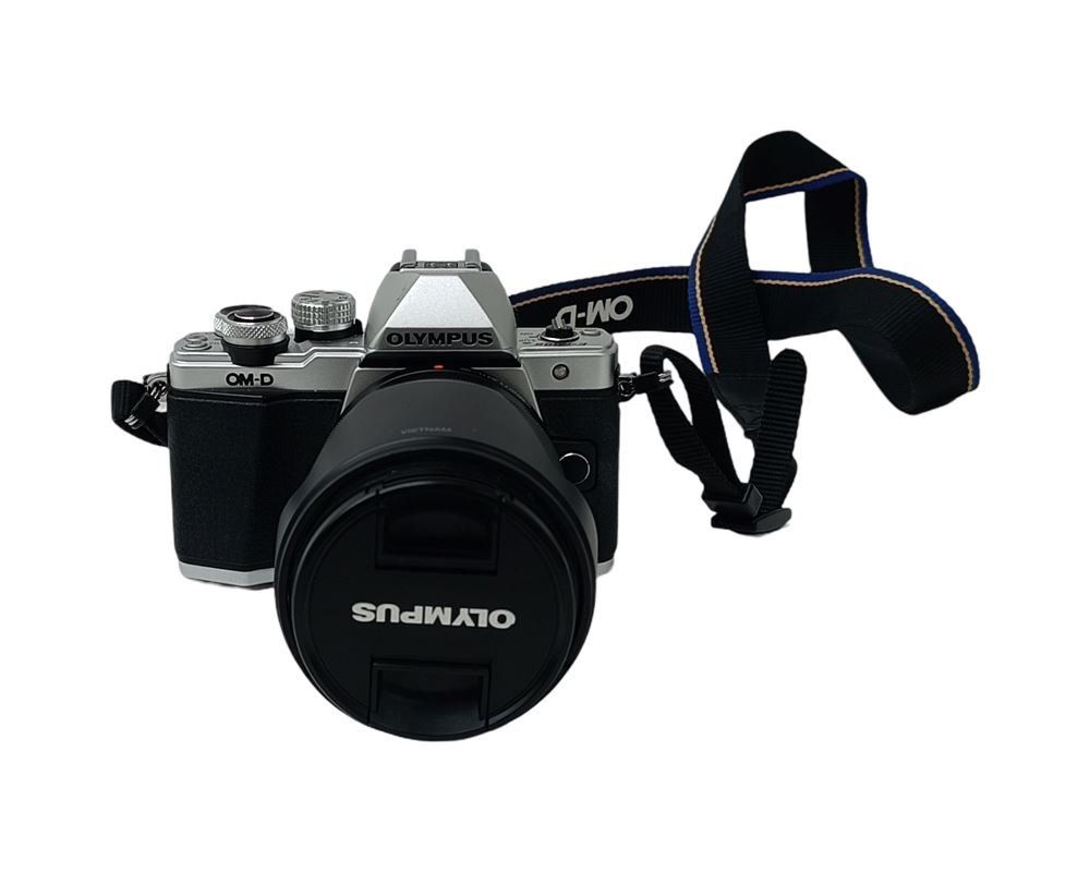 Olympus Fotocamera: OLYMPUS E-M10 Mark II, Digitalkamera inkl. Tasche – Usato da Luzern venduto da Restwert_Luzern 2