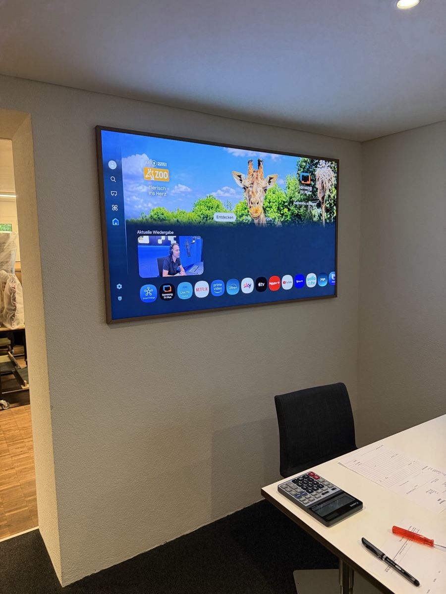 Samsung Televisori: Samsung Frame 65 QE65LS03DAUXXN – Usato da Seuzach venduto da Silent_bo0 2