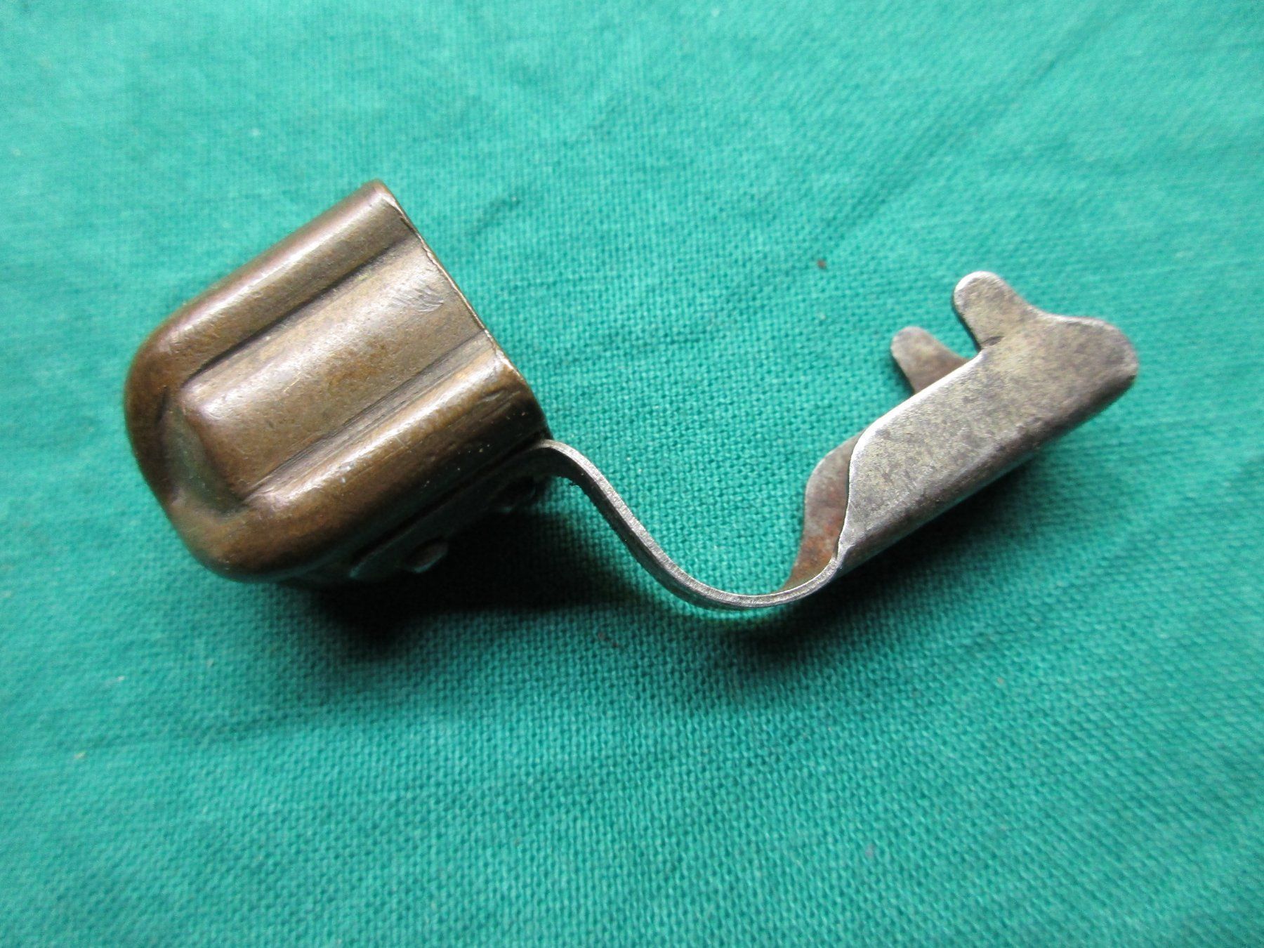Schweizer Armee Stichwaffen: Laufdeckel Karabiner  1. Version (B) – Gebraucht aus Bowil von vifi01