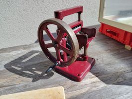 Kirschentsteiner als Museums Stück oder zum basteln 