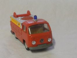 GAMA MINI EXXON VW FEUERWEHR  1:42   MIT PUMPE SEHR GUT