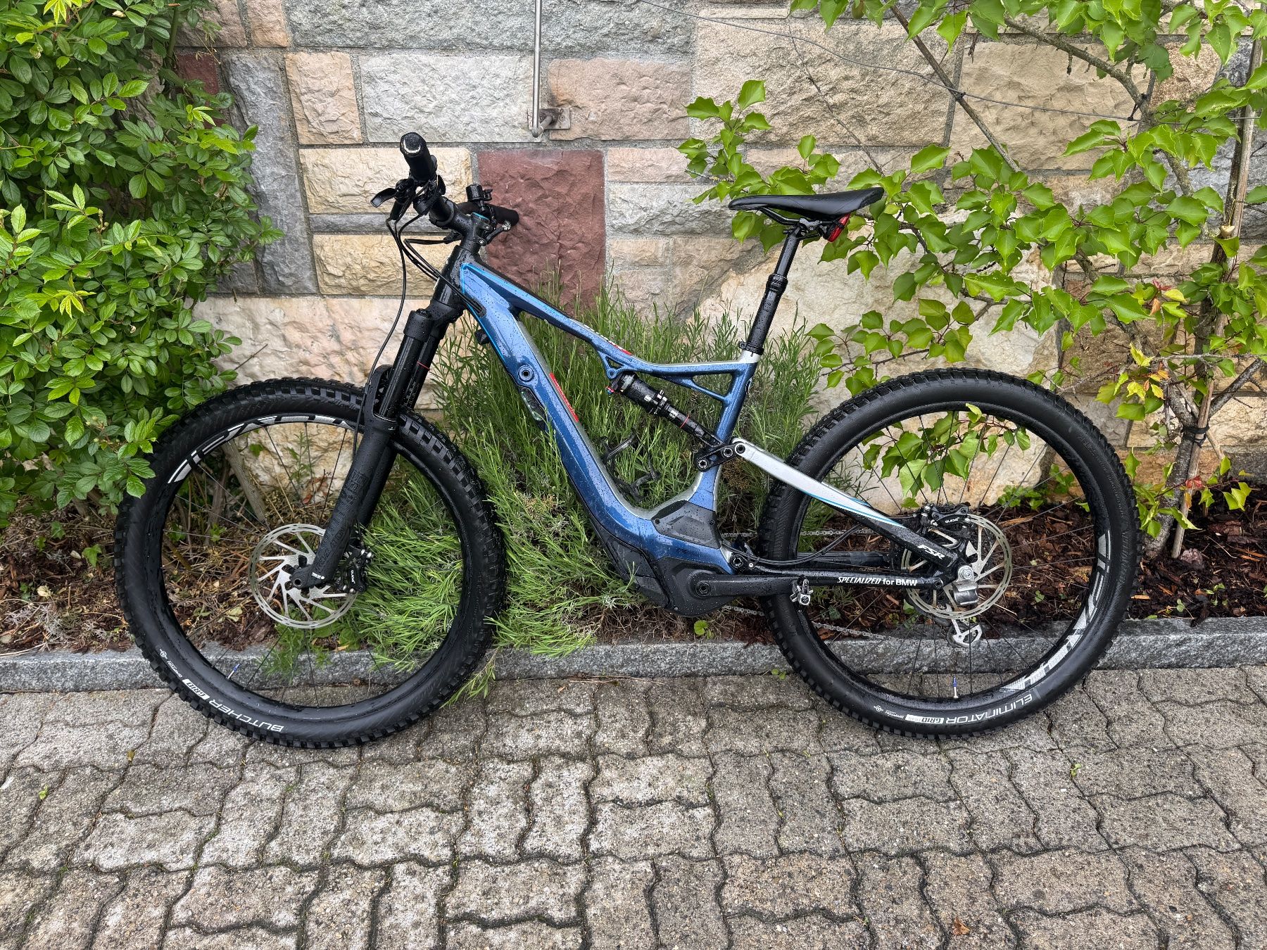 Specialized Biciclette: *ANGEBOT* SPECIALIZED Turbo Levo eMTB BMW Edition ab 1Sfr.!! – Usato da Niederwil SO venduto da ipad 4