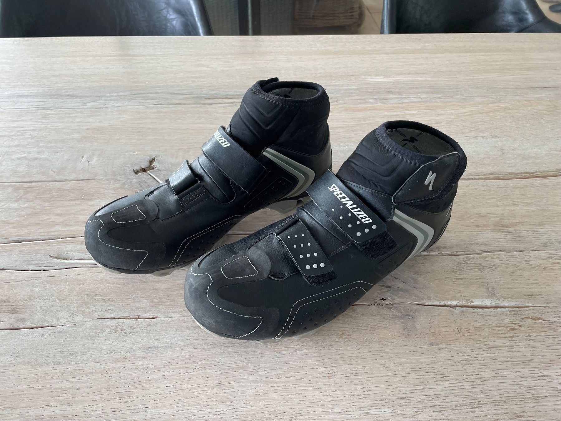 Herrenschuhe: MTB Klickschuhe Specialized "Defroster" – Gebraucht aus Hüttwilen von Music_007
