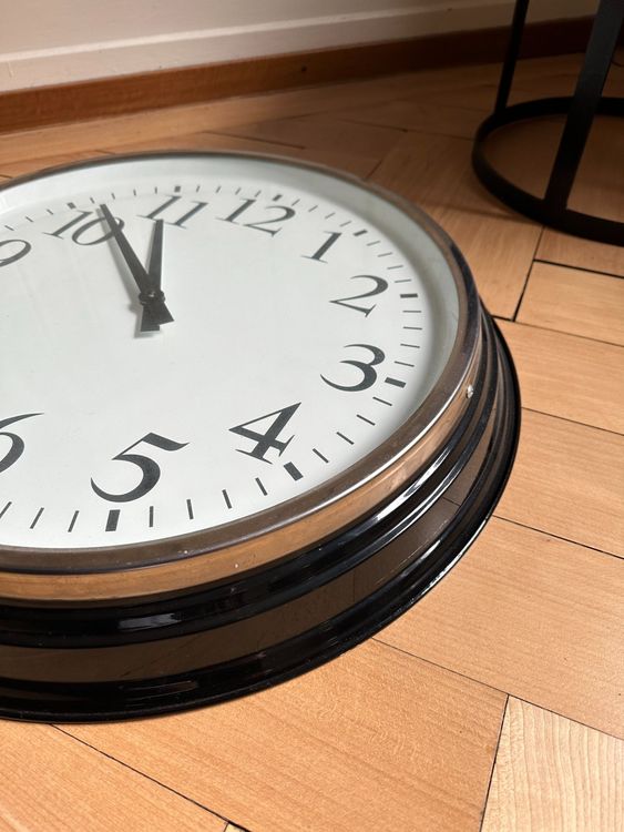 Grosse Wanduhr Ikea