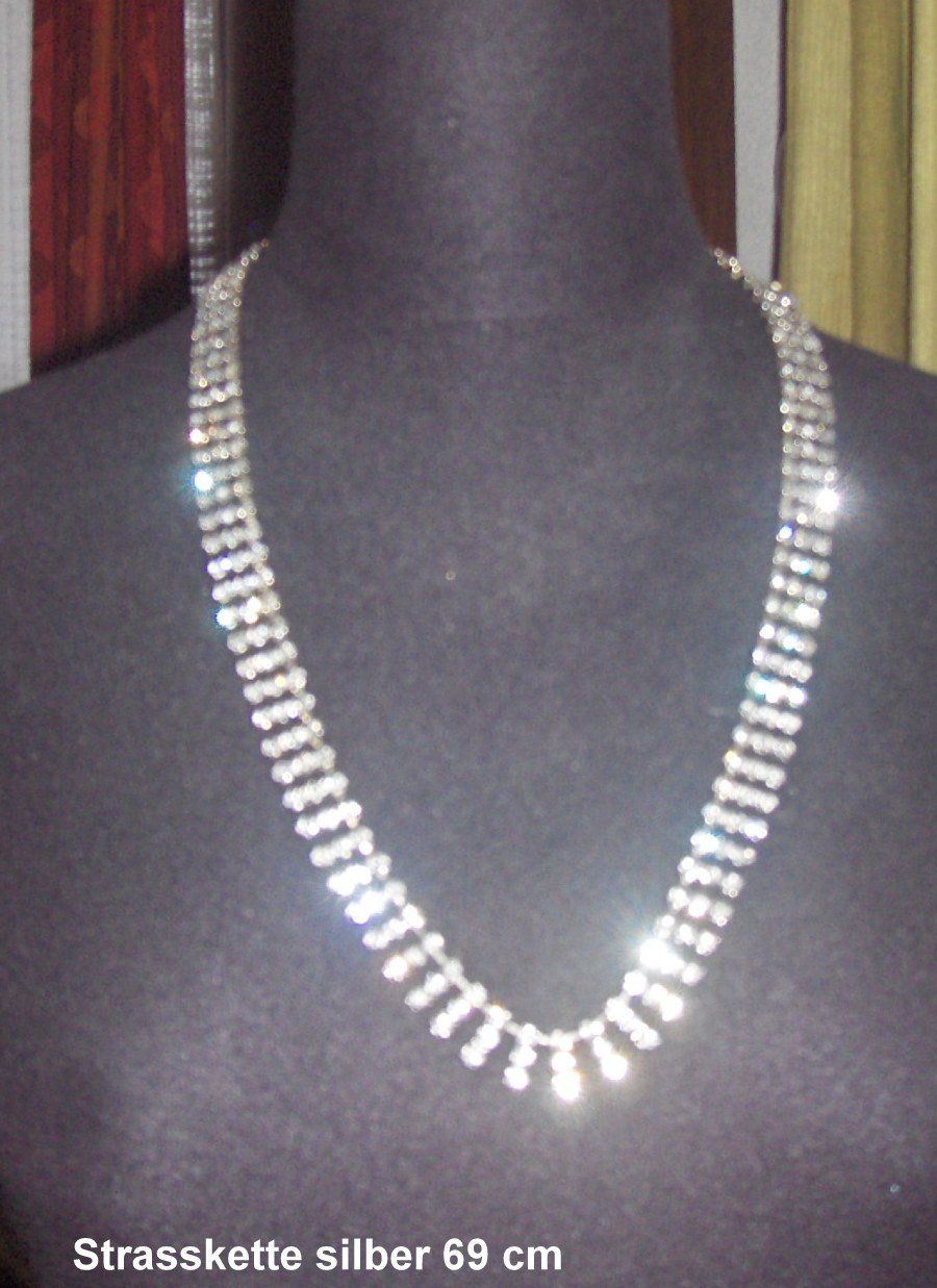 Altri gioielli: 4 Hochwertige Strass-Colliers, Modeschmuck – Nuovo (secondo la descrizione) da Eschenbach venduto da Alicekunst 2