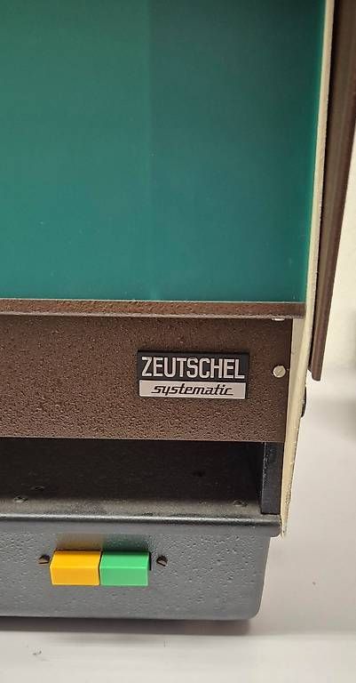 Alle Maschinen: Mikrofilm / Microfiche - Lesegerät – Gebraucht aus Zürich von tppx 1