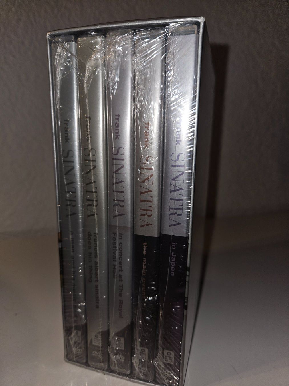 Tutti i DVDs: Frank Sinatra DVD-Box "A Life in Performance" II – Usato da Gunzwil venduto da Charro03 1