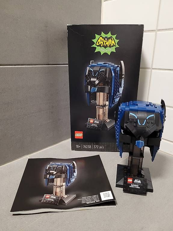 Lego Baukästen: Lego DC - Batman TV-Klassiker Helm - 76238 – Gebraucht aus Ellikon a d Thur von razzorblog 1