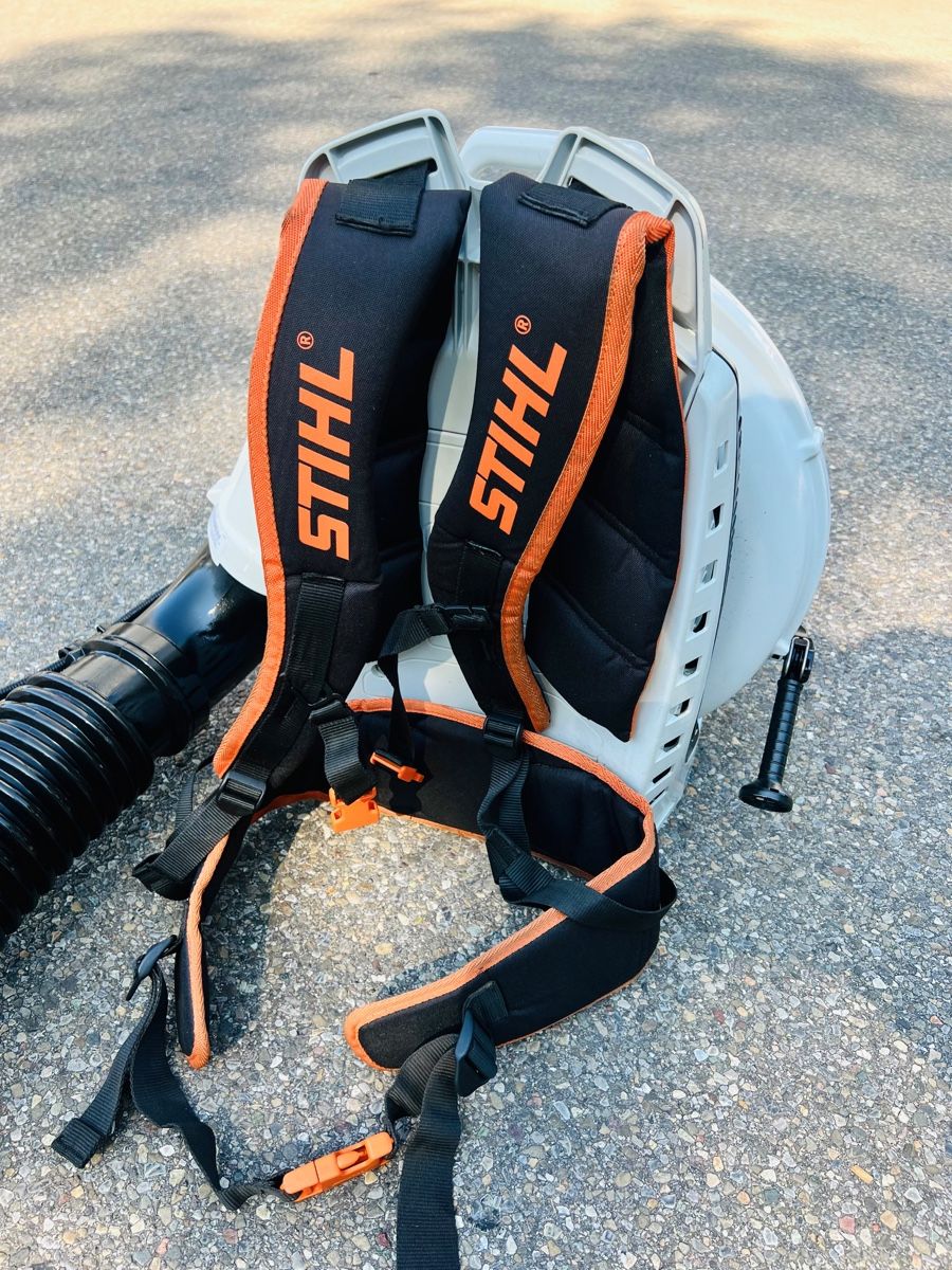 Stihl Aspirateurs & souffleurs à feuilles: Laubbläser Stihl Br 800 C – D'occasion à Urdorf par mas_5wfz 2
