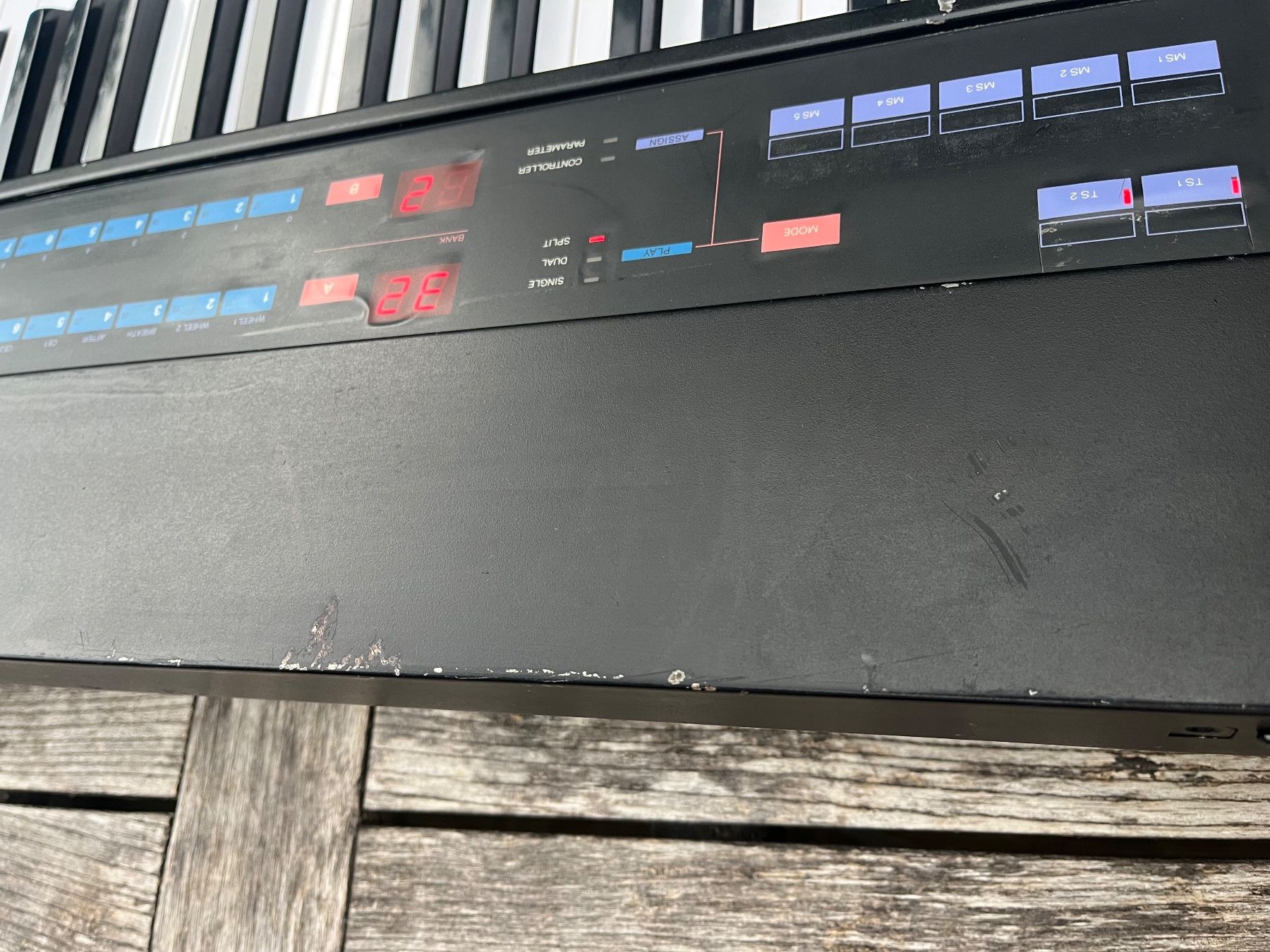 Yamaha Strumenti musicali: YAMAHA KX-88 Master Keyboard – Usato da Wiesenberg venduto da swissantik 5
