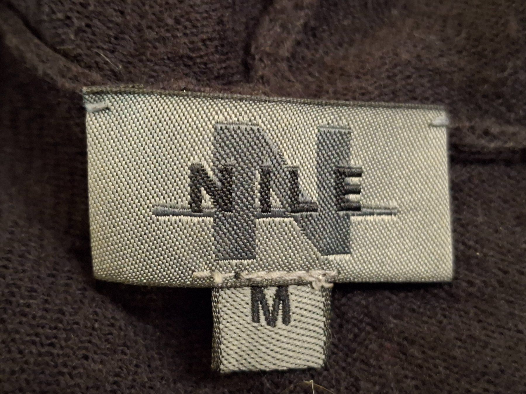 Nile Giacche: Nile Strickjacke M – Usato da Wiesendangen venduto da Niciu 3