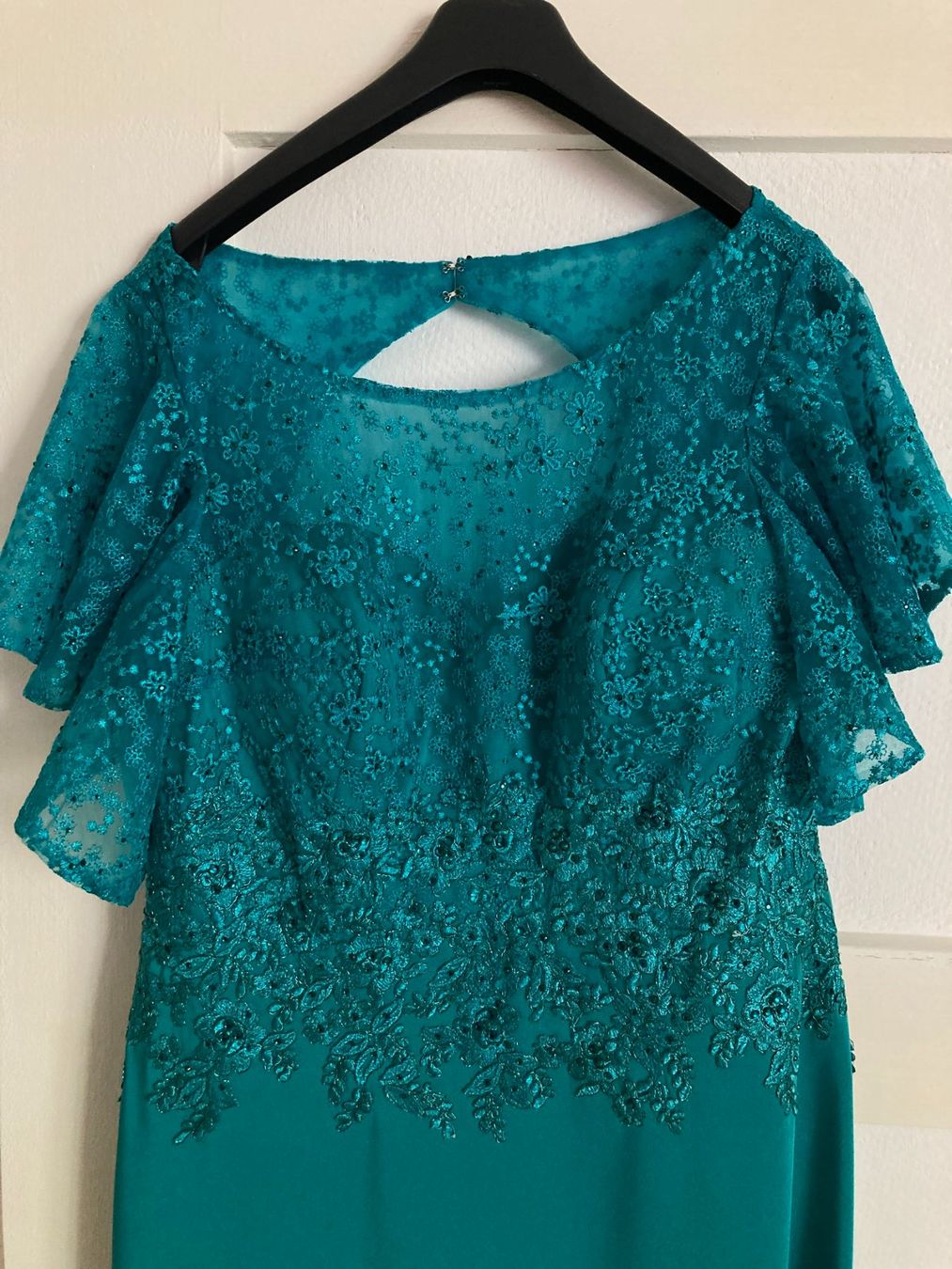 Vestiti: Festkleid – Usato da Unterlangenegg venduto da Bricalla 1