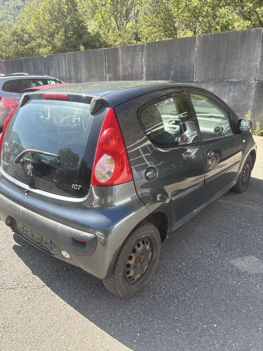 Peugeot Autos: Peugeot 107 1.0 – Defekt aus Vernayaz von jonvs 2