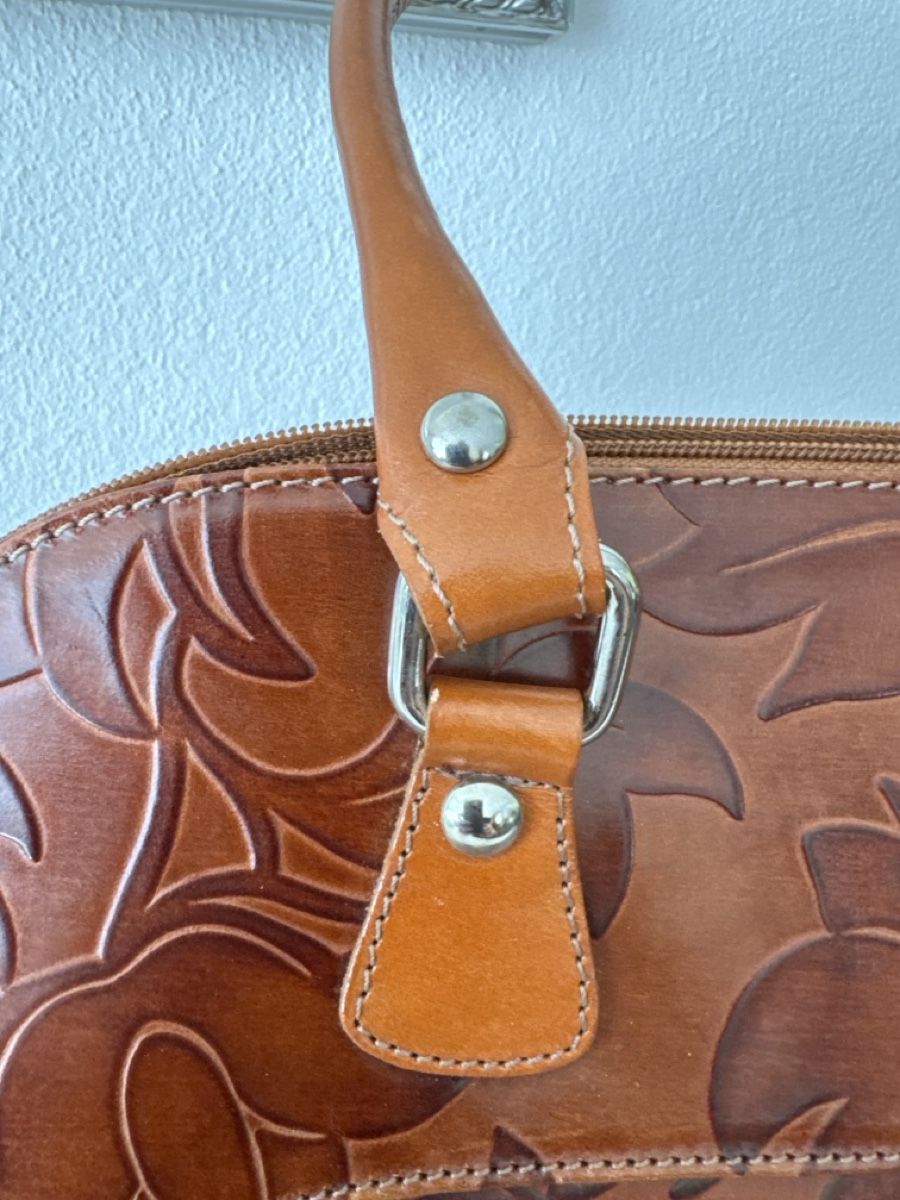 Borse da donna: Elegante Handtasch, Leder, mit Blumenmuster! – Nuovo e nell'imballaggio originale da Huttwil venduto da graesihu 2
