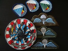 Diverses pièces de l'armée Belges
