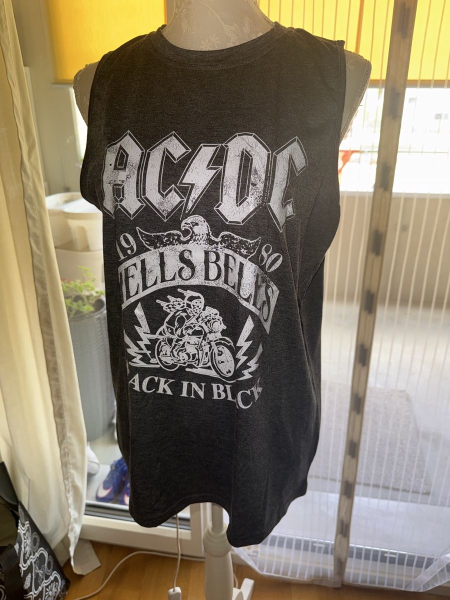 T-Shirts: AC DC tshirt – Neu (gemäss Beschreibung) aus Itingen von jessi811