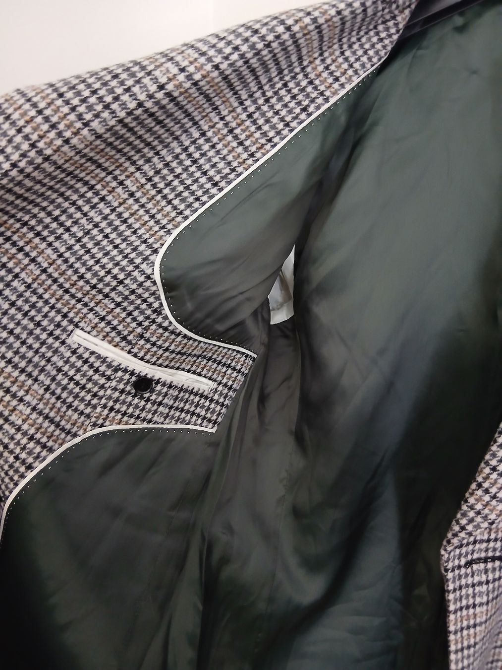 Cappotti: Moncrief Men Wool Coat Jacket Size 40 – Nuovo (secondo la descrizione) da Wil SG venduto da tre_g2l7 2