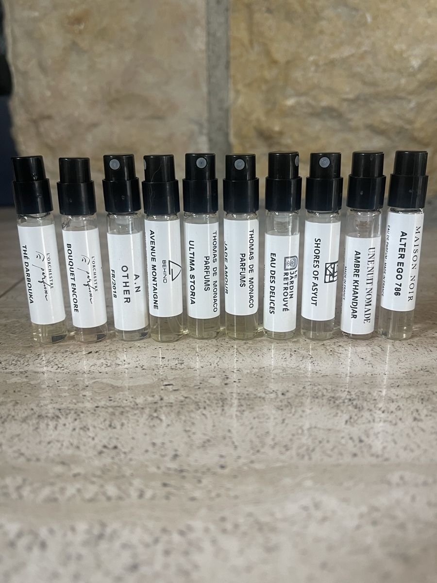 Profumi & Eau de Toilette: Parfum Proben Set - Niche. 10x2ml – Usato da Oberdorf BL venduto da Fiomina1