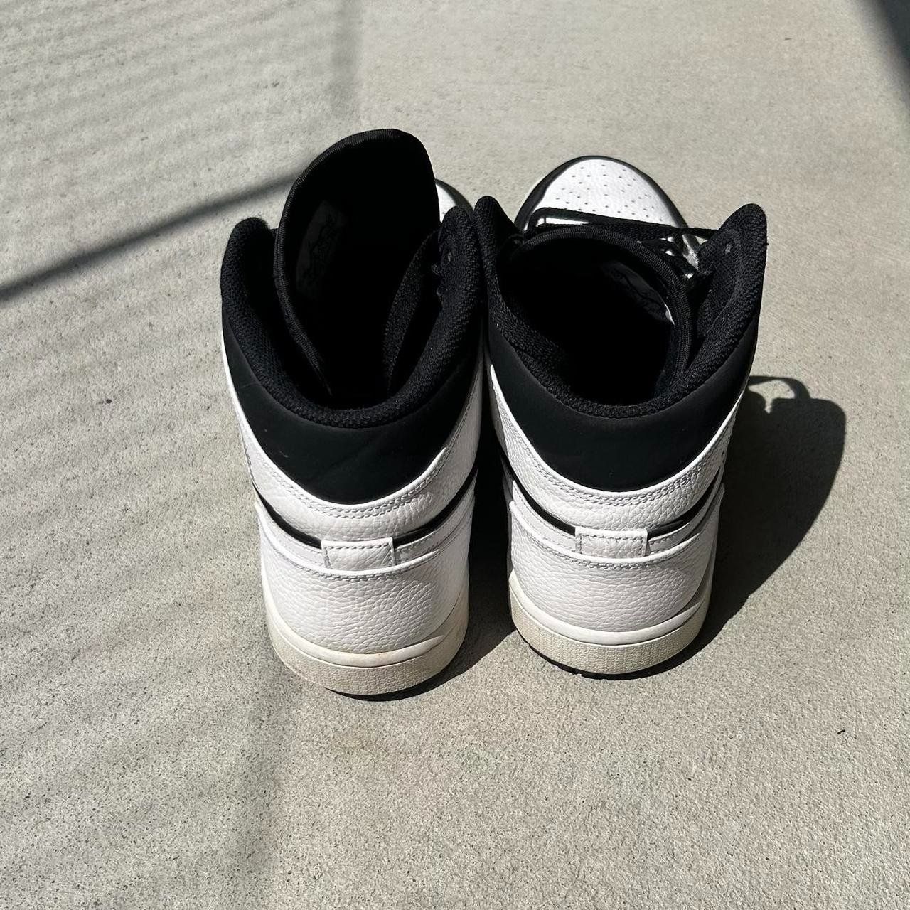 Jordan Scarpe da uomo: Jordan 1 Mid White Black – Usato da Dübendorf venduto da seymen_ 3