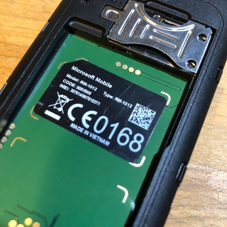 Nokia 225 (2G) Model RM-1012 (Defekt) in Hinterkappelen für CHF 4 – mit ...