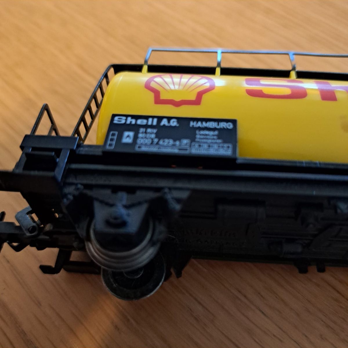 Märklin Modellini di ferrovie: Märklin H0 Shell Tankwagon – Usato da Vogelsang AG venduto da villa9 5
