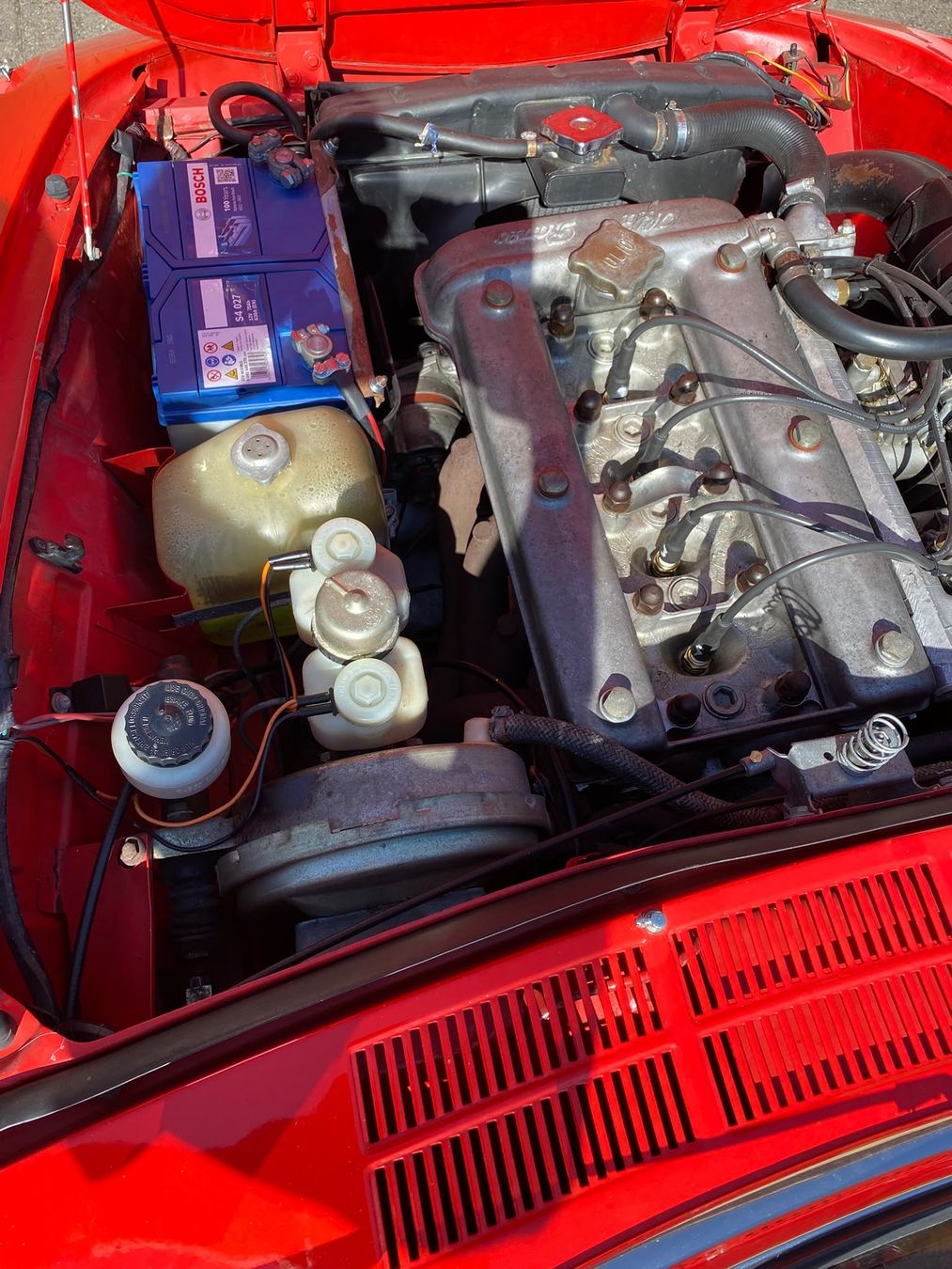 Alfa Romeo Autos: Alfa Romeo 2000 Spider – Gebraucht aus Freienwil von CharlieFirpo 8