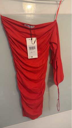 Zara Kleid, rot, Grösse S- Perfekt für den Sommer!