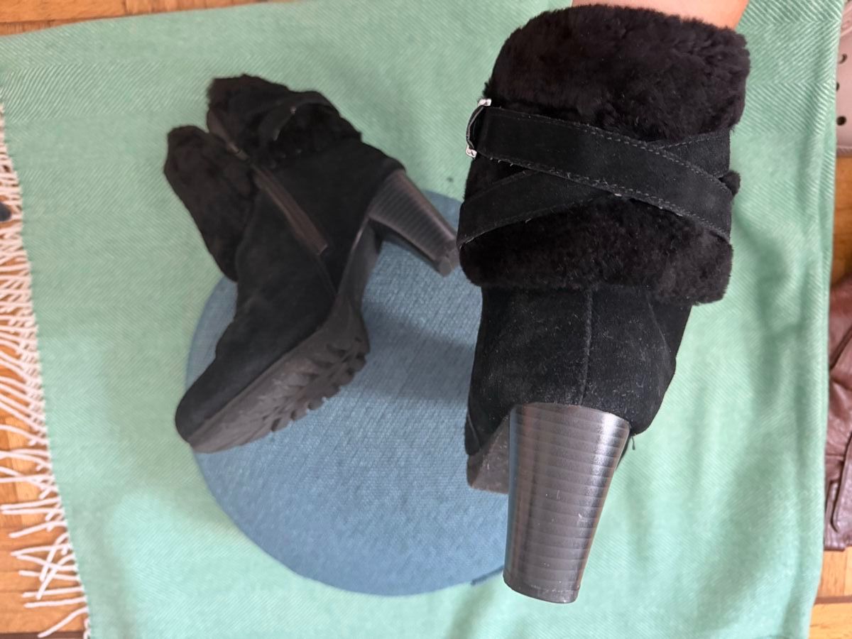 Ugg Scarpe da donna: Stiefeletten UGG Lammfell – Usato da Küsnacht ZH venduto da sabinamari 4