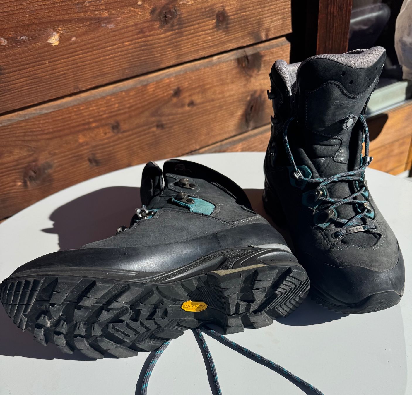 Lowa Scarpe da donna: Lowa Wanderschuhe – Usato da Thun venduto da chruemig 2