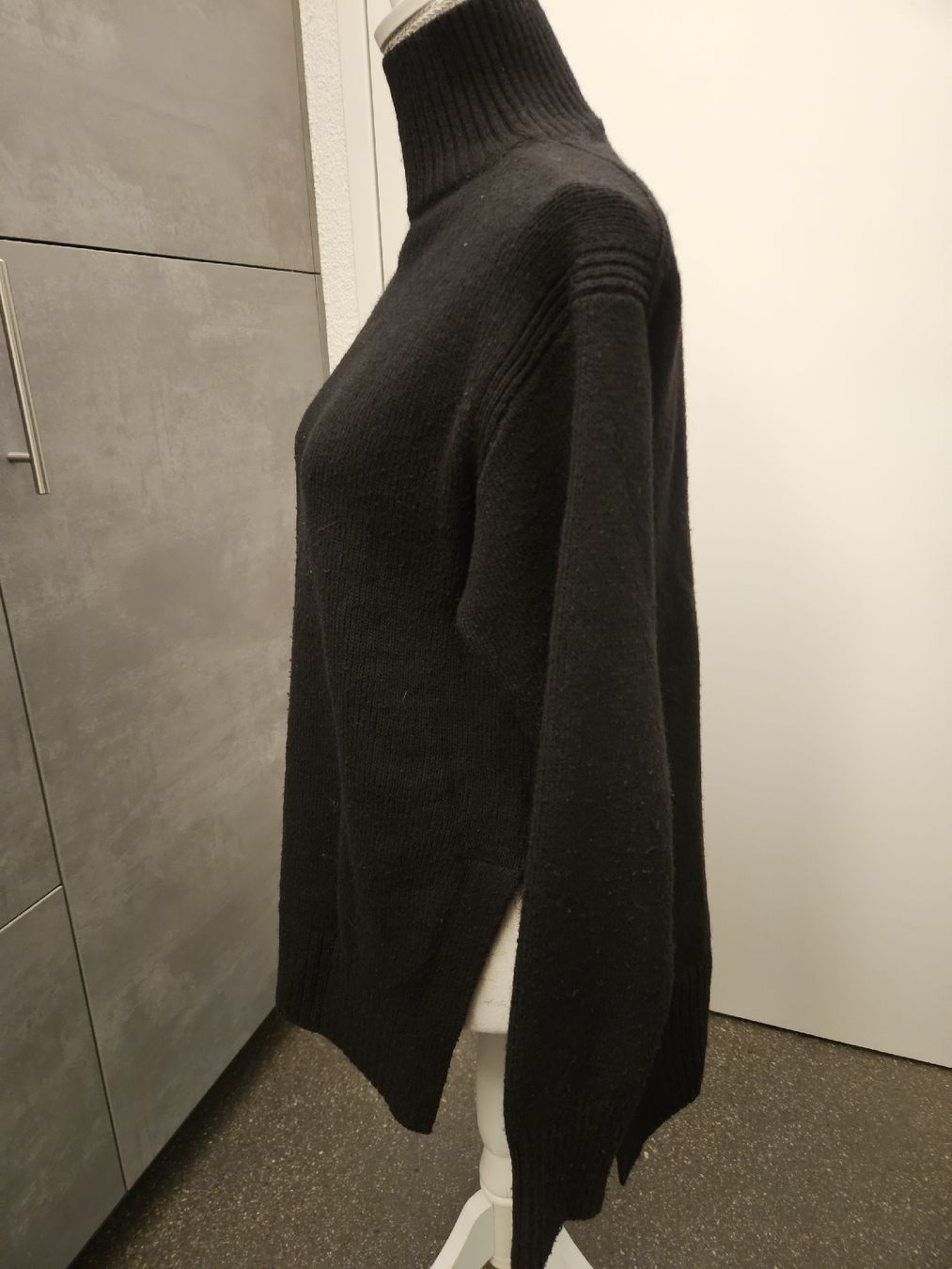 H&M Pulls & Sweat-shirts: H&M Rollkragenpullover schwarz Grösse S  – Neuf (Voir description) à Anwil par moosmat 1