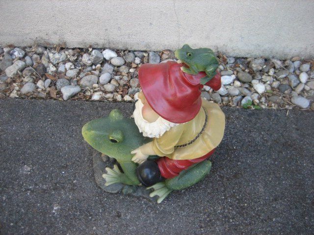 Statuette: Gartenzwerg mit Frosch – Usato da Winterthur venduto da pf02 3