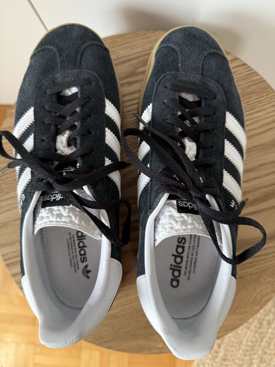 adidas gazelle silver green womens adidas Gazelle ADV - Unisex - Grey Two / Chalk White / Gold main image 0