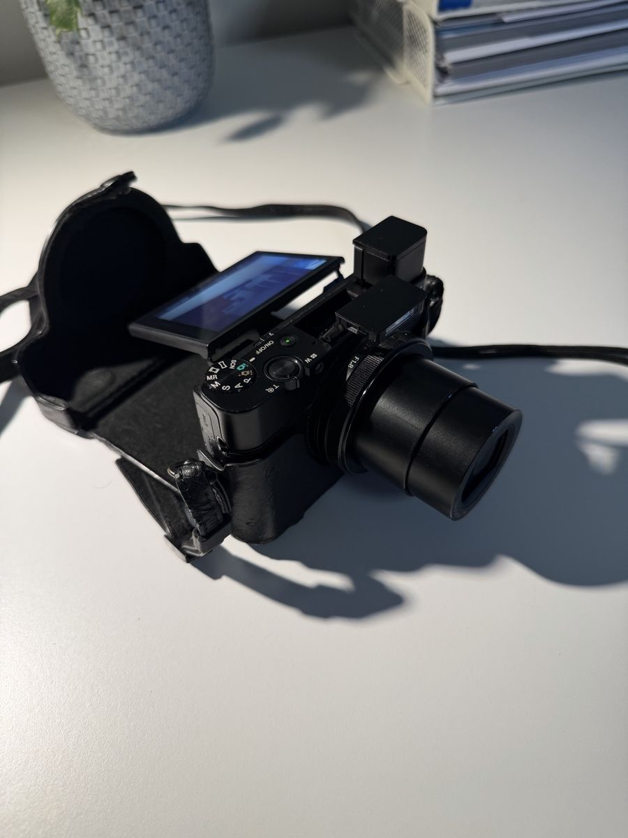 Sony Fotocamera: Sony RX100 III – Usato da Zürich venduto da lin_l8tf