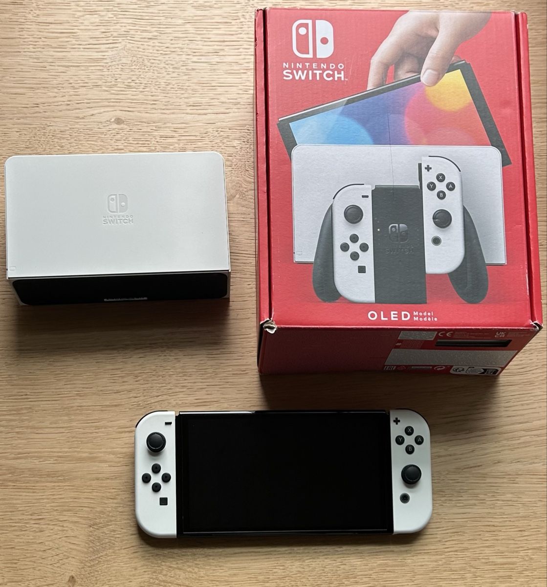 Nintendo Konsolen: Nintendo Switch OLED – Weiss, neuwertig – Neu (gemäss Beschreibung) aus Grabs von Jonas.2005