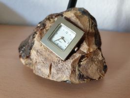 151gramm Deko Roh Bernstein mit Uhr Stift XXL Naturbernstein