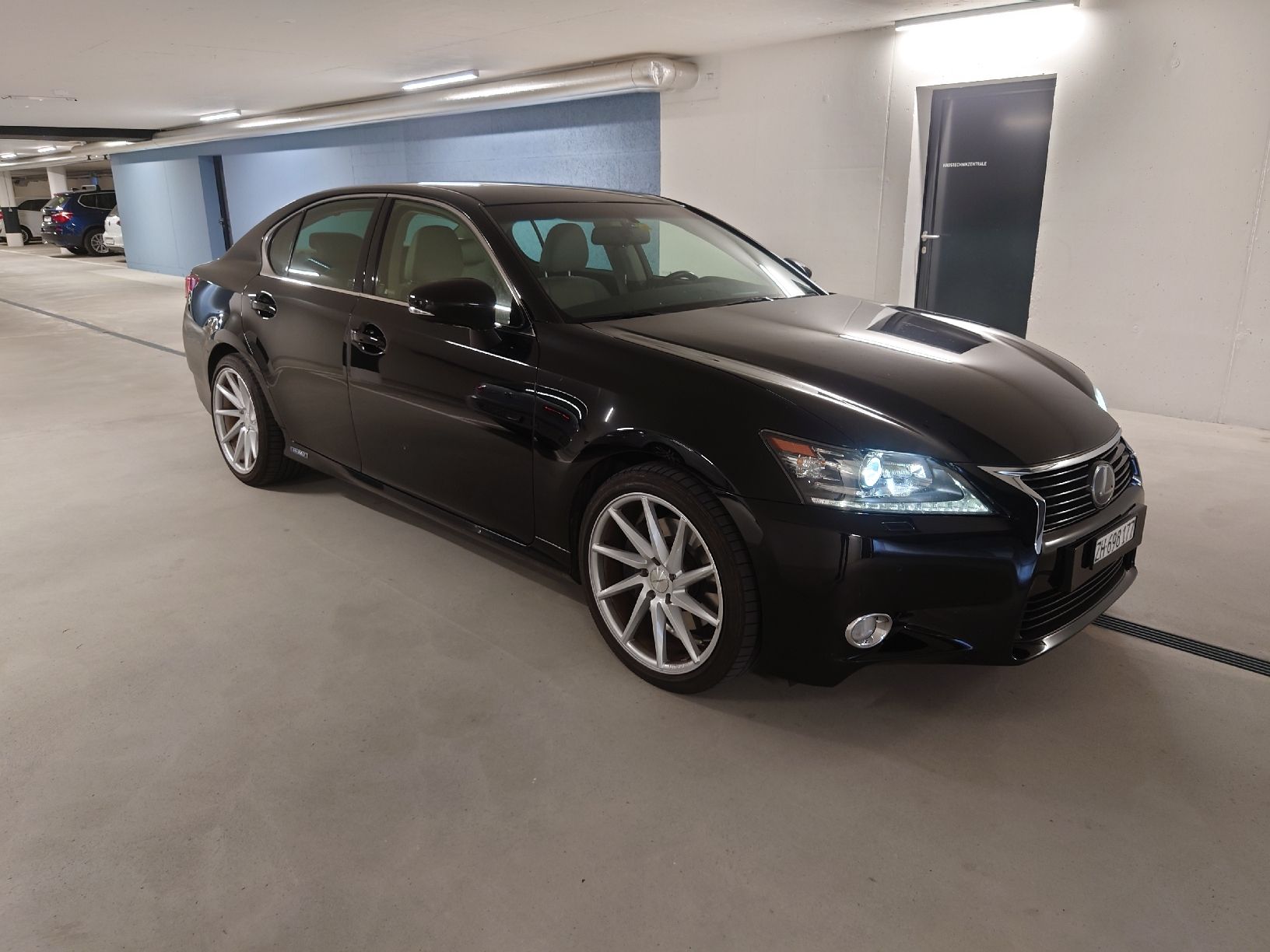 Lexus Automobili: Lexus GS300h – Usato da Seuzach venduto da Temanite