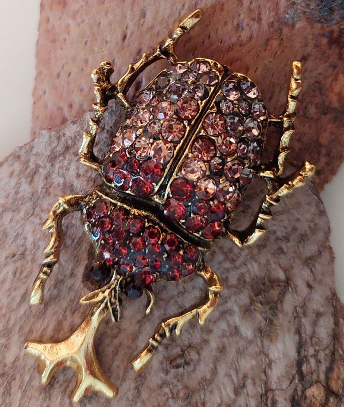 Broches & Aiguilles: Broschen Käfer Strass Steine Goldfarben – Neuf (Voir description) à Oberwil BL par Hunajakakku 3