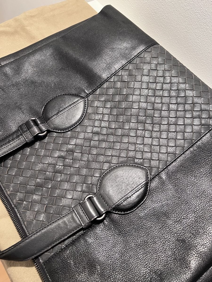 Bottega Veneta Taschen: BOTTEGA VENETA TWO WAY BUSINESS TASCHE -  Briefcase 👜 – Gebraucht aus St. Gallen von Floomer 1