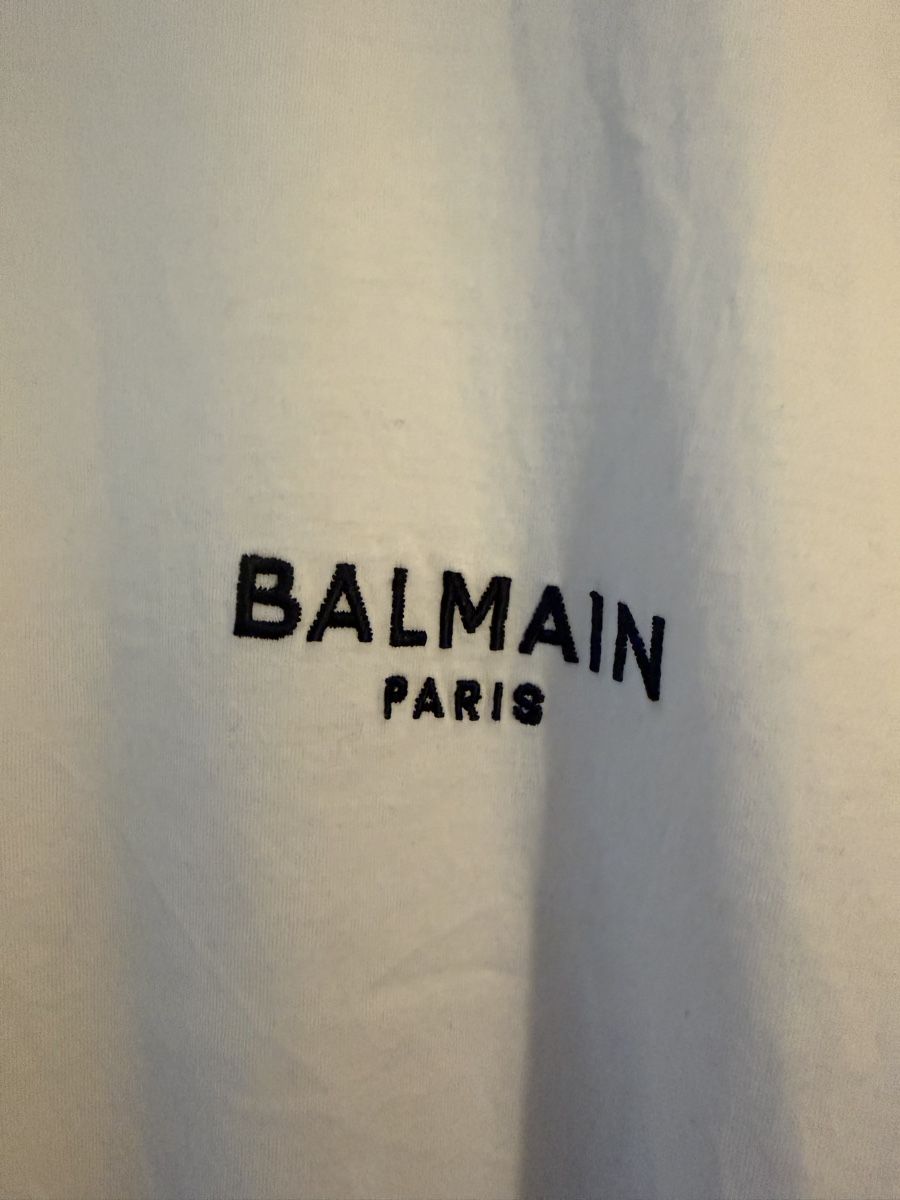 Balmain T-shirt: Maglietta Balmain Paris bianca taglia M macchie – Usato da Lugano venduto da can_xdd8 1