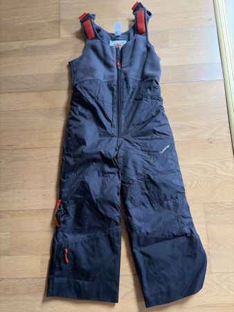 Combinaison de neige (enfant, 3-4 ans)