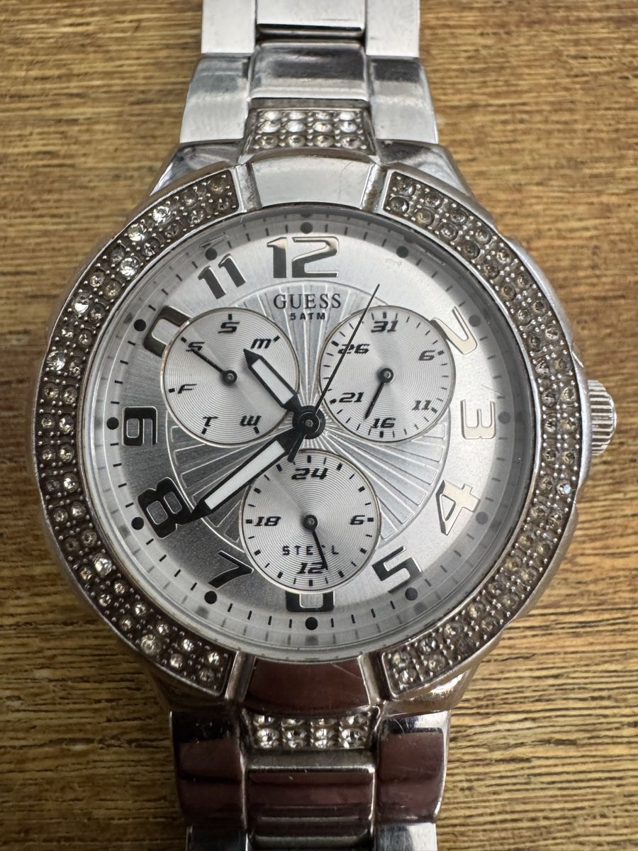 Guess Montres: GUESS Chronograph – D'occasion à Zürich par SAVAPFC 1