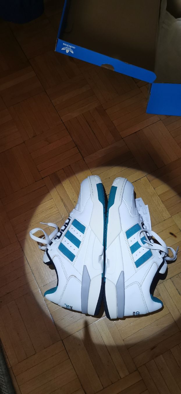 Scarpe da uomo: Adidas Response 44 – Nuovo e nell'imballaggio originale da Genève venduto da vins50 4