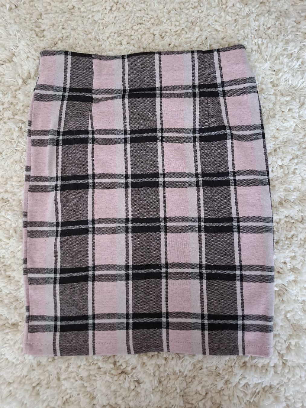 Gonne: jupe à carreaux rose-noir taille M – Usato da Ecublens FR venduto da ame_y8tq 2