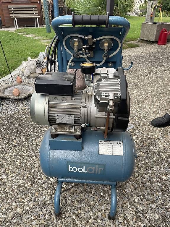 Compressori: Toolair Kompressor CL20-460A – Usato da Pfungen venduto da Bchicco