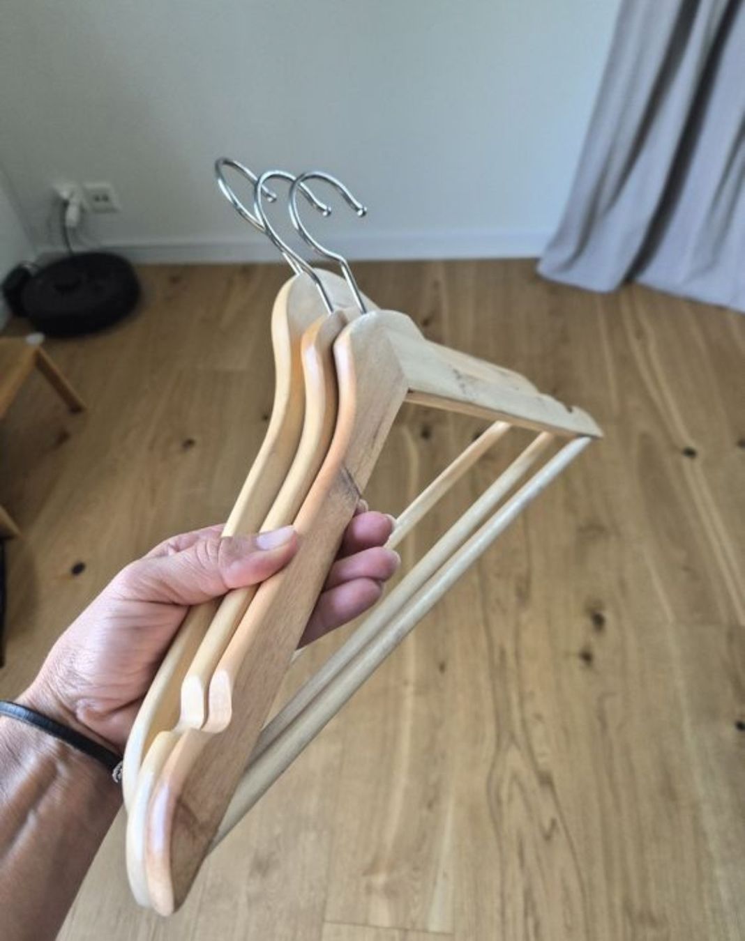 Ikea Kleiderbügel: 50 Wooden Hangers Set Ikea – Neu (gemäss Beschreibung) aus Maur von Sofi___ 1