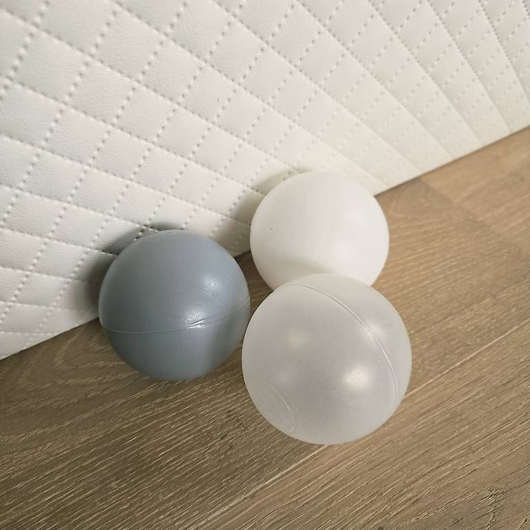 Giocattoli: Bällebad mit ca 350 Bällen – Usato da Uitikon Waldegg venduto da jositatum 1